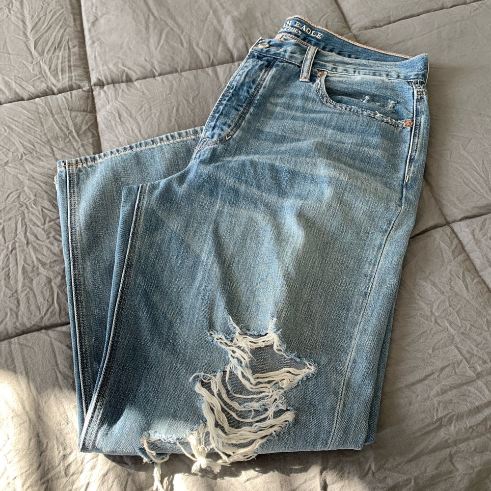 American Eagle vintage high rise jeans